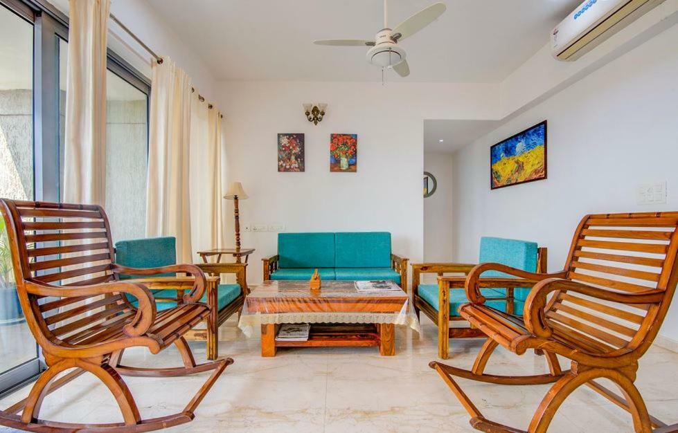 Isec Apartment Мумбай Екстериор снимка