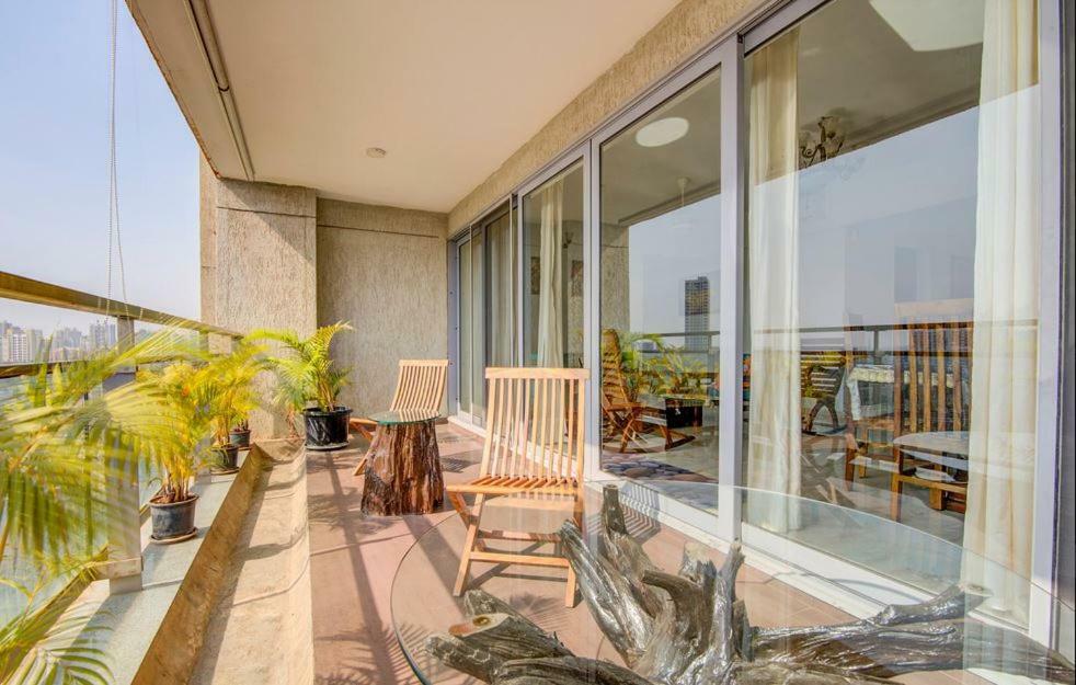 Isec Apartment Мумбай Екстериор снимка